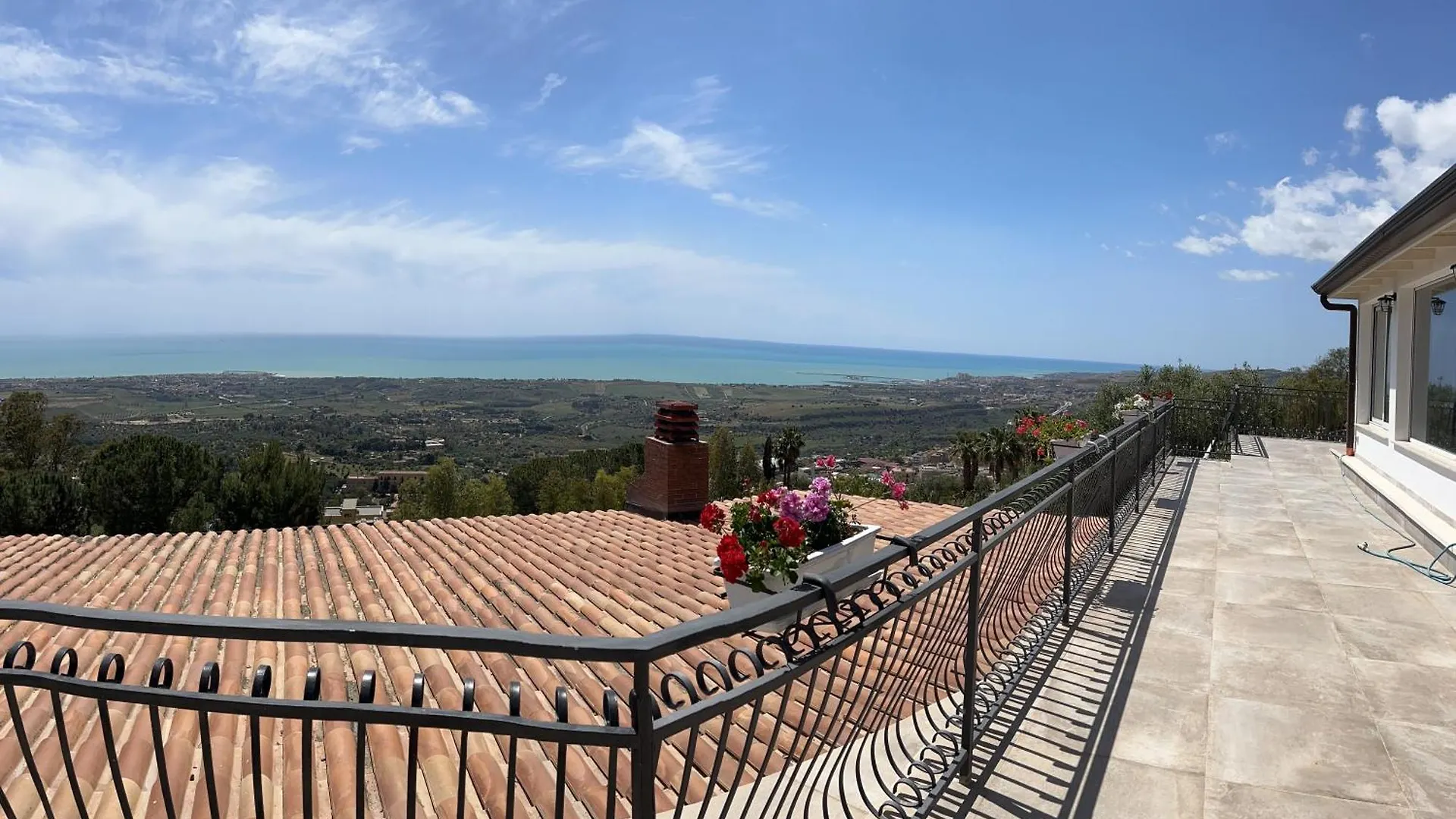 La Casa Di Pippo Flora Bed & Breakfast Agrigento Italy